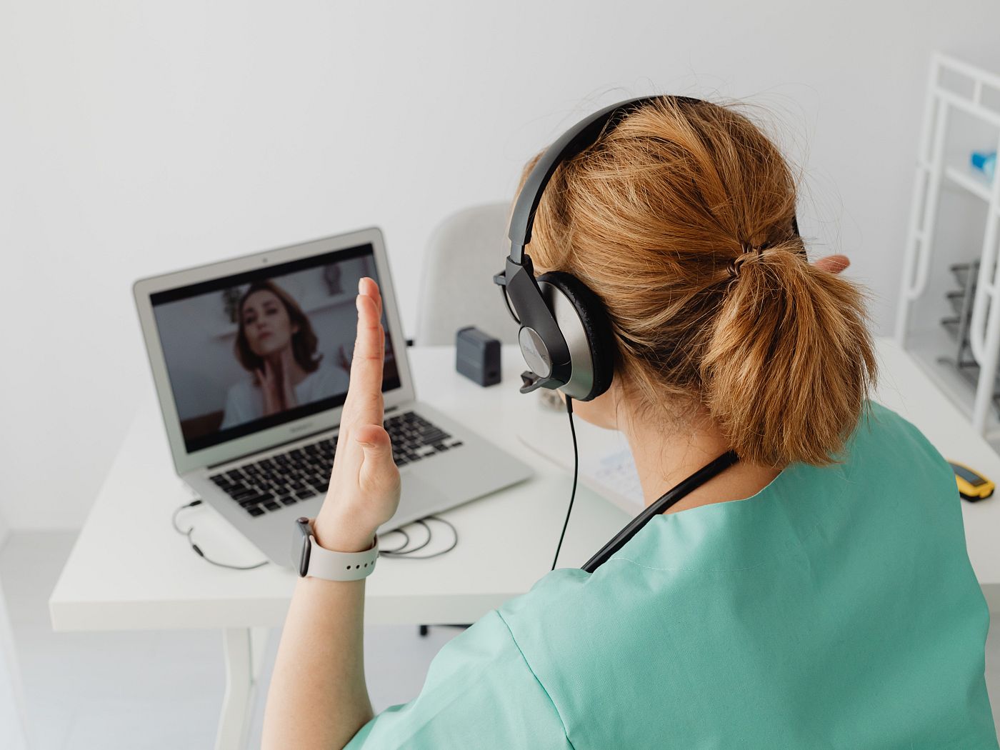 Virtual Interpreting (VRI)
